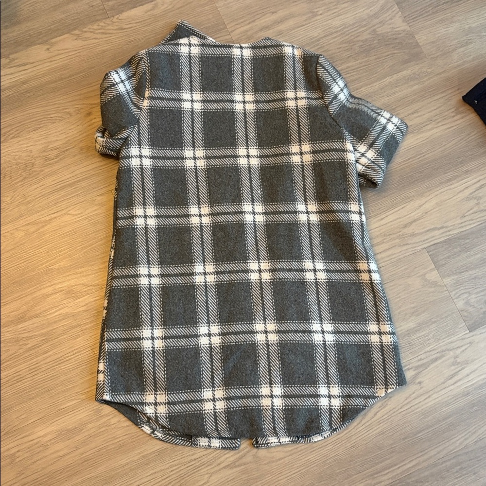 Trisha Tyler plaid jacket - Picture 8 of 8